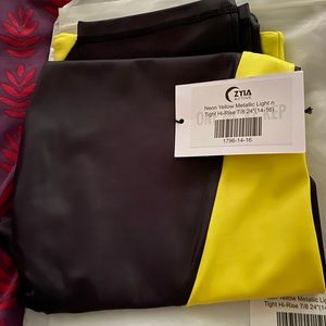 Neon Yellow Metallic Light n Tight Hi-Rise 7/8 24"